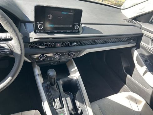 Used 2024 Honda Accord EX image 11