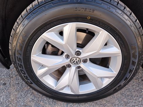Used 2018 Volkswagen Atlas SE AWD/4WD image 11