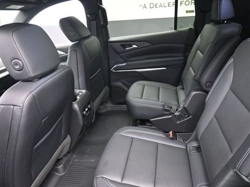 New 2026 Chevrolet Traverse LT w/ Midnight/Sport Edition AWD/4WD image 10