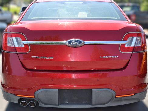 Used 2011 Ford Taurus Limited w/ 303A Rapid Spec Order Code image 8