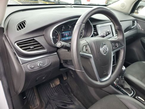 Used 2022 Buick Encore Preferred w/ Safety Package image 9