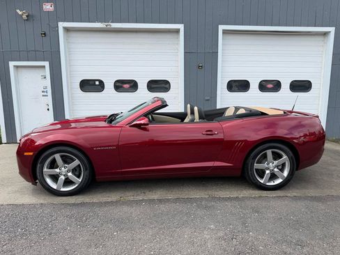 Used 2011 Chevrolet Camaro LT RWD image 11