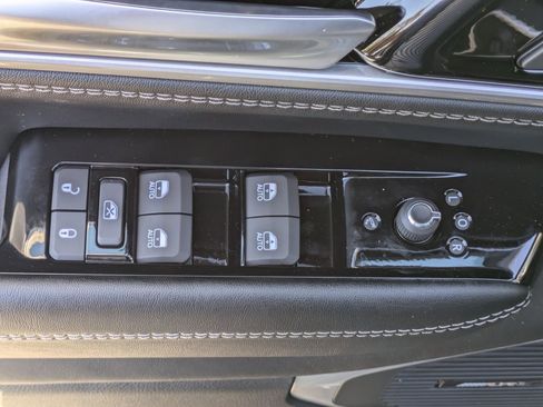 New 2025 Jeep Wagoneer Series II w/ Convenience Group I image 20