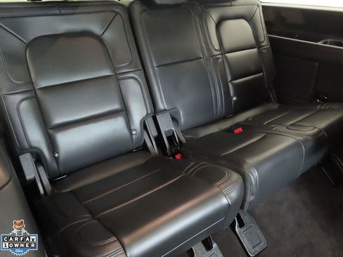 Used 2022 Lincoln Navigator Reserve AWD/4WD image 28