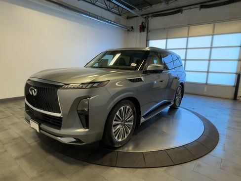 New 2026 INFINITI QX80 Luxe w/ Cargo Package image 4