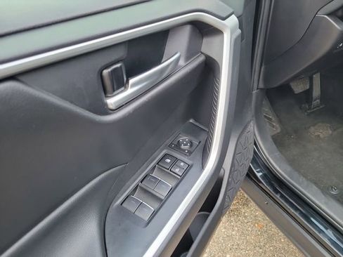 Used 2024 Toyota RAV4 XLE image 12
