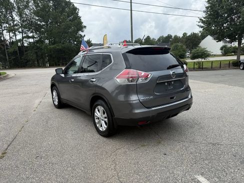 Used 2016 Nissan Rogue SV w/ SV Premium Package FWD image 7
