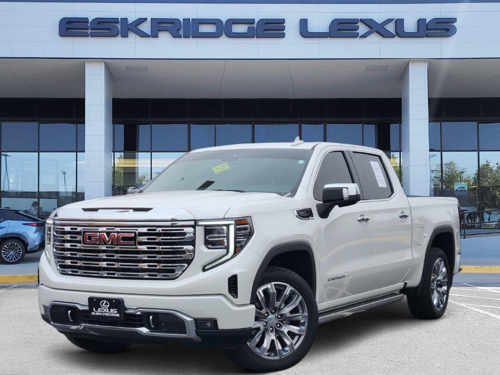Used 2025 GMC Sierra 1500 Denali AWD/4WD image 1