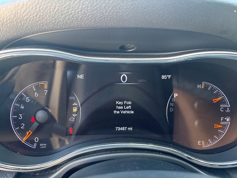 Used 2019 Jeep Grand Cherokee Altitude image 46