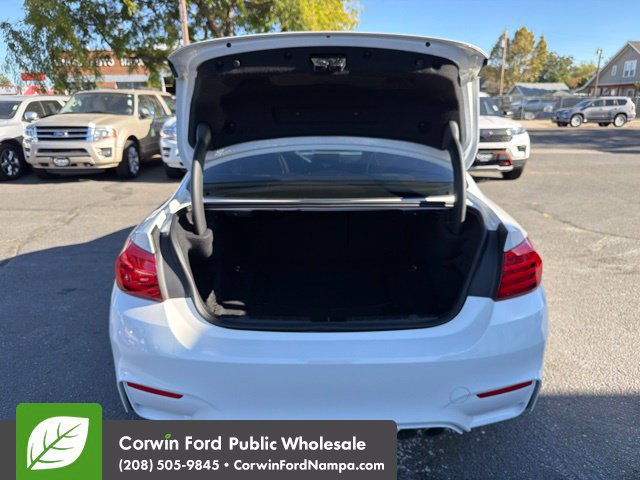 Used 2015 BMW M4 Coupe RWD image 28