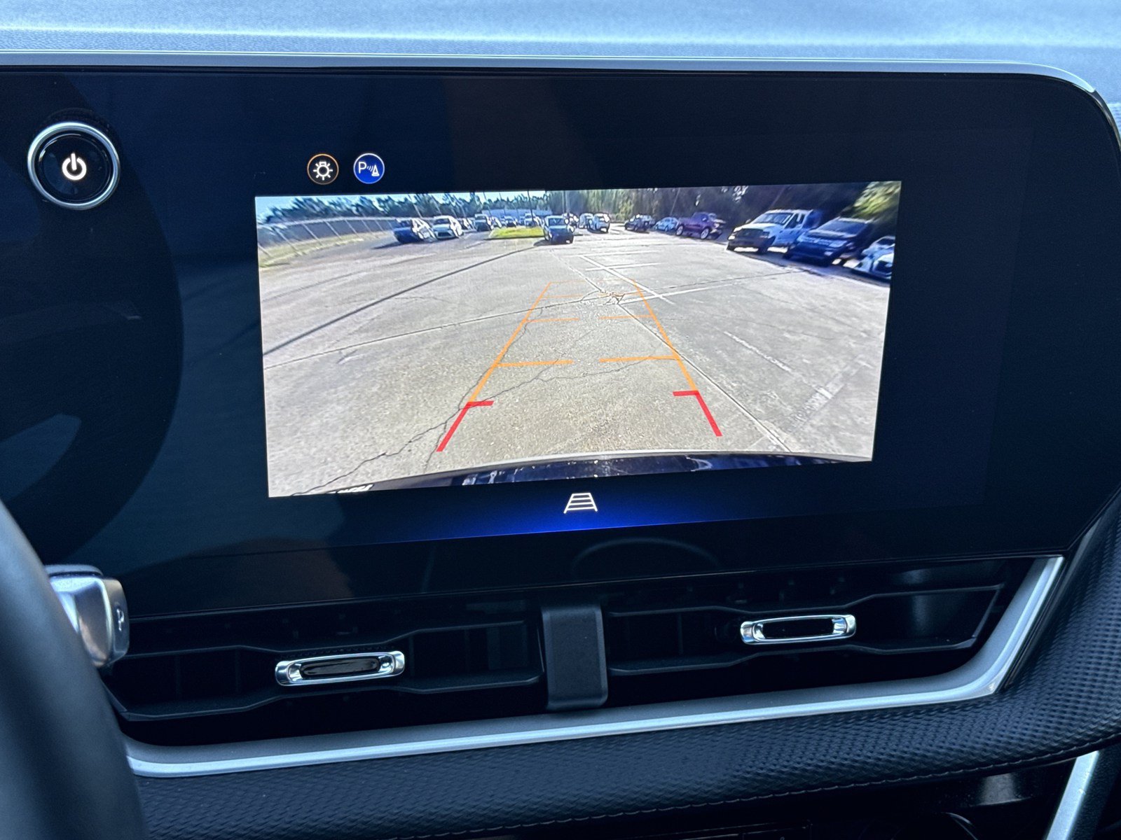Used 2026 Chevrolet Equinox LT w/ Convenience Package II FWD image 23