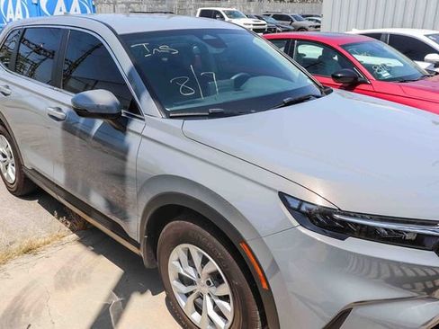 Used 2025 Honda CR-V LX image 2