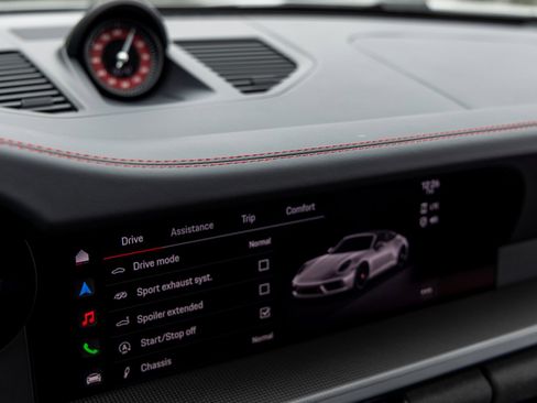 Certified 2022 Porsche 911 Targa 4 GTS image 39