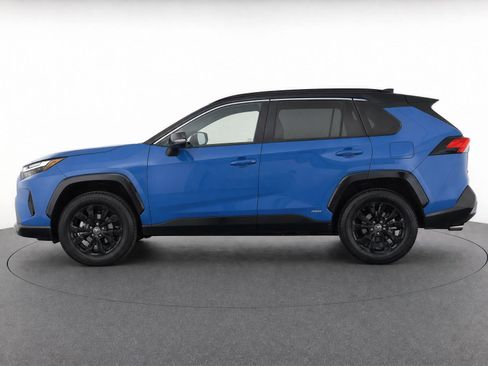 Used 2022 Toyota RAV4 XSE AWD/4WD image 6