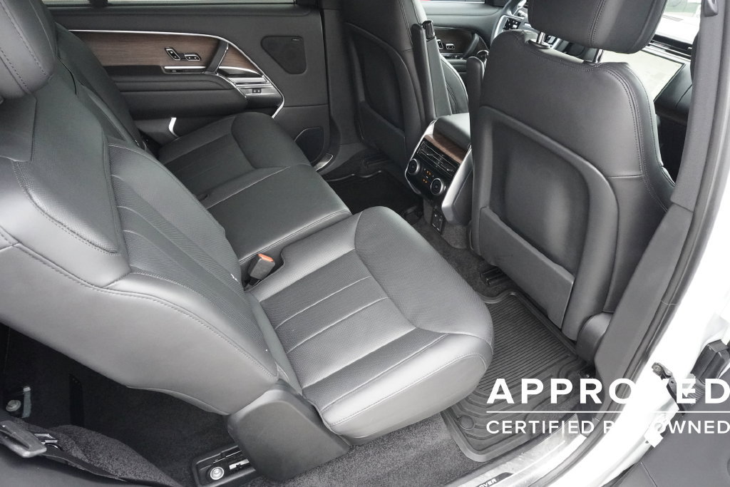 Used 2025 Land Rover Range Rover Long Wheelbase SE AWD/4WD image 26