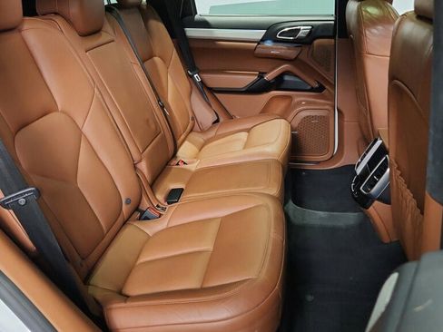 Used 2017 Porsche Cayenne GTS image 21