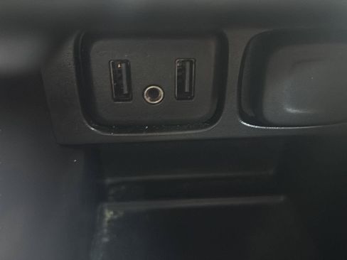 Used 2020 Buick Encore Preferred w/ Safety Package FWD image 29