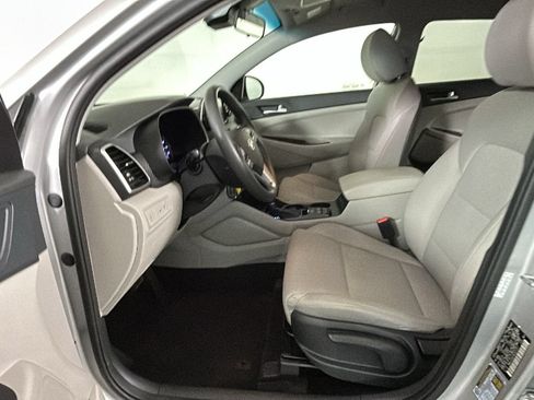 Used 2021 Hyundai Tucson SE FWD image 14