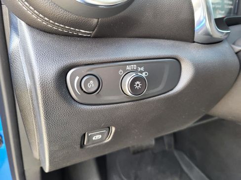 Used 2024 Chevrolet Blazer LT w/ Convenience Package image 16