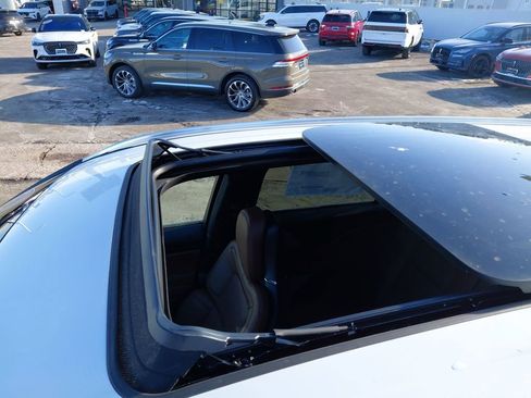 New 2026 Lincoln Aviator Reserve image 4