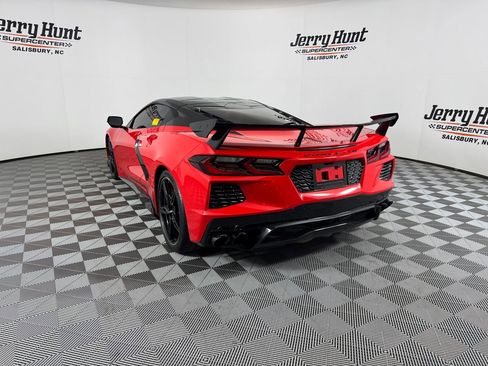 Used 2020 Chevrolet Corvette Stingray Coupe w/ Z51 Performance Package image 9