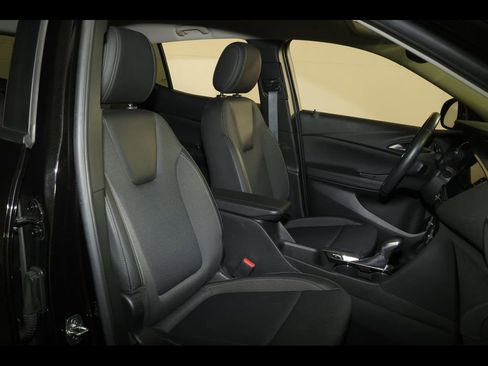 Used 2022 Buick Encore GX Preferred w/ Cold Weather Comfort Package image 26