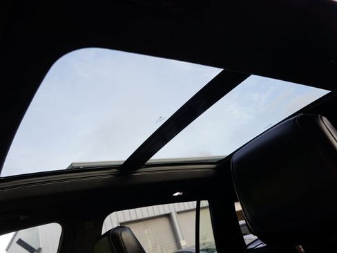 Used 2020 Cadillac XT6 Premium Luxury w/ Platinum Package image 18