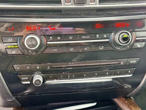 Used 2018 BMW X5 xDrive35i w/ M Sport Package image 16