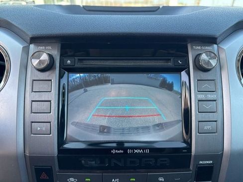 Used 2016 Toyota Tundra SR5 w/ SR5 Upgrade Package image 29