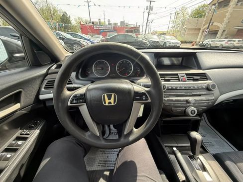 Used 2011 Honda Accord LX image 31