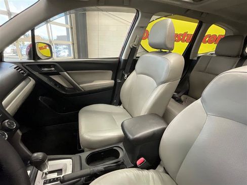 Used 2015 Subaru Forester 2.5i Limited image 12