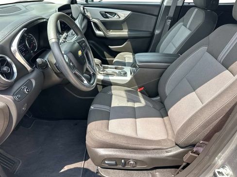 Used 2024 Chevrolet Blazer LT w/ Convenience Package FWD image 18