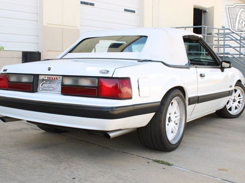 Used 1989 Ford Mustang LX RWD image 37