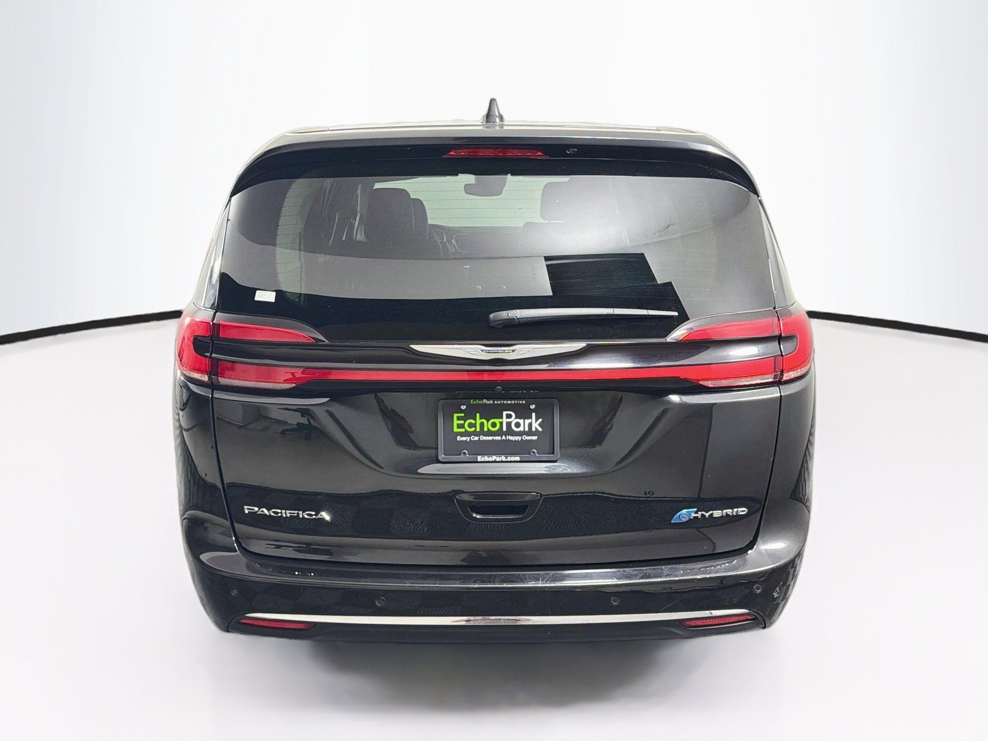 Used 2023 Chrysler Pacifica Touring-L FWD image 7