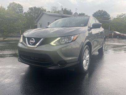 Used 2017 Nissan Rogue Sport S w/ S Appearance Package