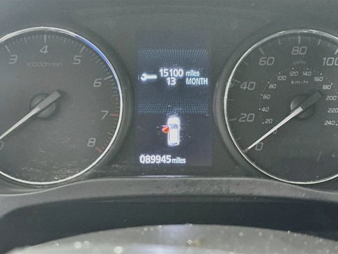 Used 2020 Mitsubishi Outlander SE AWD/4WD image 12