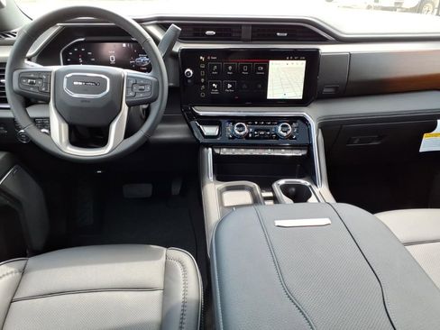 New 2026 GMC Sierra 3500 Denali w/ Denali Reserve Package AWD/4WD image 12