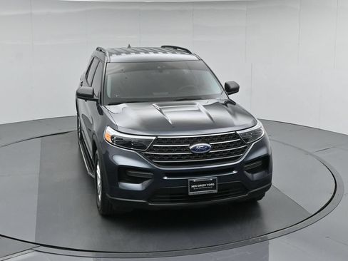 Certified 2022 Ford Explorer XLT RWD image 46