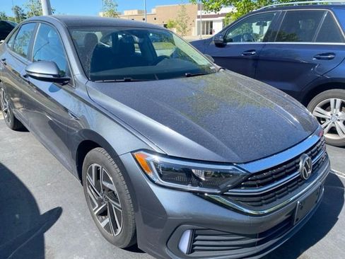 Used 2024 Volkswagen Jetta SEL image 10