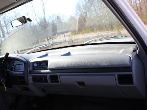 Used 1997 Ford F350 XLT image 13