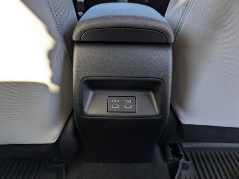 Used 2026 Toyota Corolla LE image 7