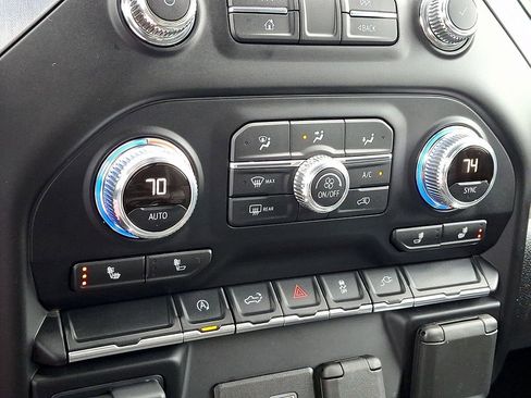 Certified 2021 GMC Sierra 1500 Elevation w/ Preferred Package AWD/4WD image 15