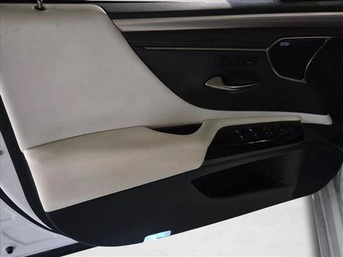 Used 2024 Lexus ES 350 F Sport FWD image 9