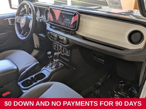 Used 2025 Jeep Wrangler Unlimited Sport AWD/4WD image 29
