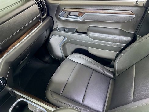 Certified 2024 GMC Sierra 1500 SLT w/ SLT Convenience Package image 21