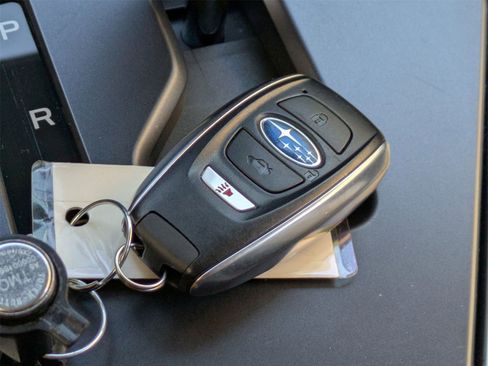 Used 2024 Subaru Crosstrek 2.0i Premium w/ Crosstrek Mirror Package image 31