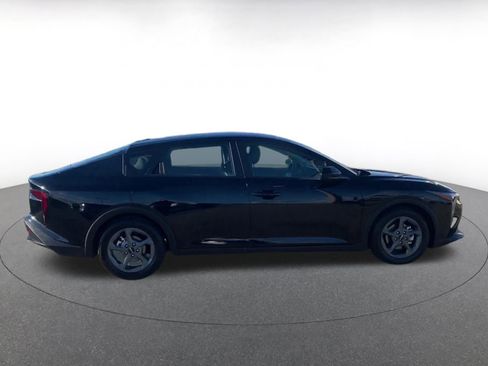 Used 2025 Kia K4 LXS image 15