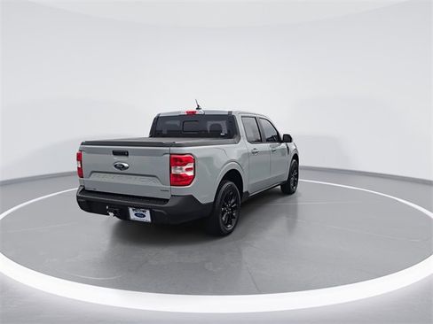 Used 2022 Ford Maverick Lariat w/ Equipment Group 500A Standard image 8