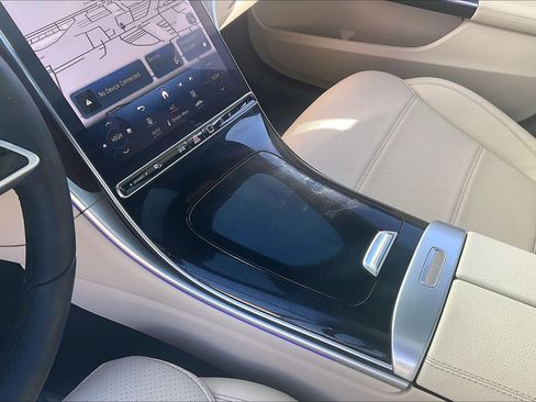 Used 2023 Mercedes-Benz C 300 4MATIC Sedan w/ Exclusive Trim Package image 22