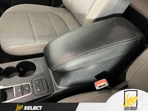 Used 2022 Ford Escape SE AWD/4WD image 20